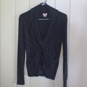 Button-Up Sweaters/ Cardigans